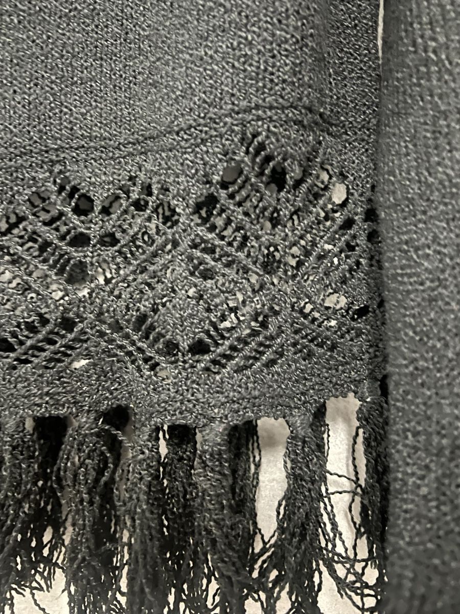 Maglioni & Felpe: Leichter Damen-Pullover mit Spitze und Fransen , 34 – Usato da Zürich venduto da Kos12345 3
