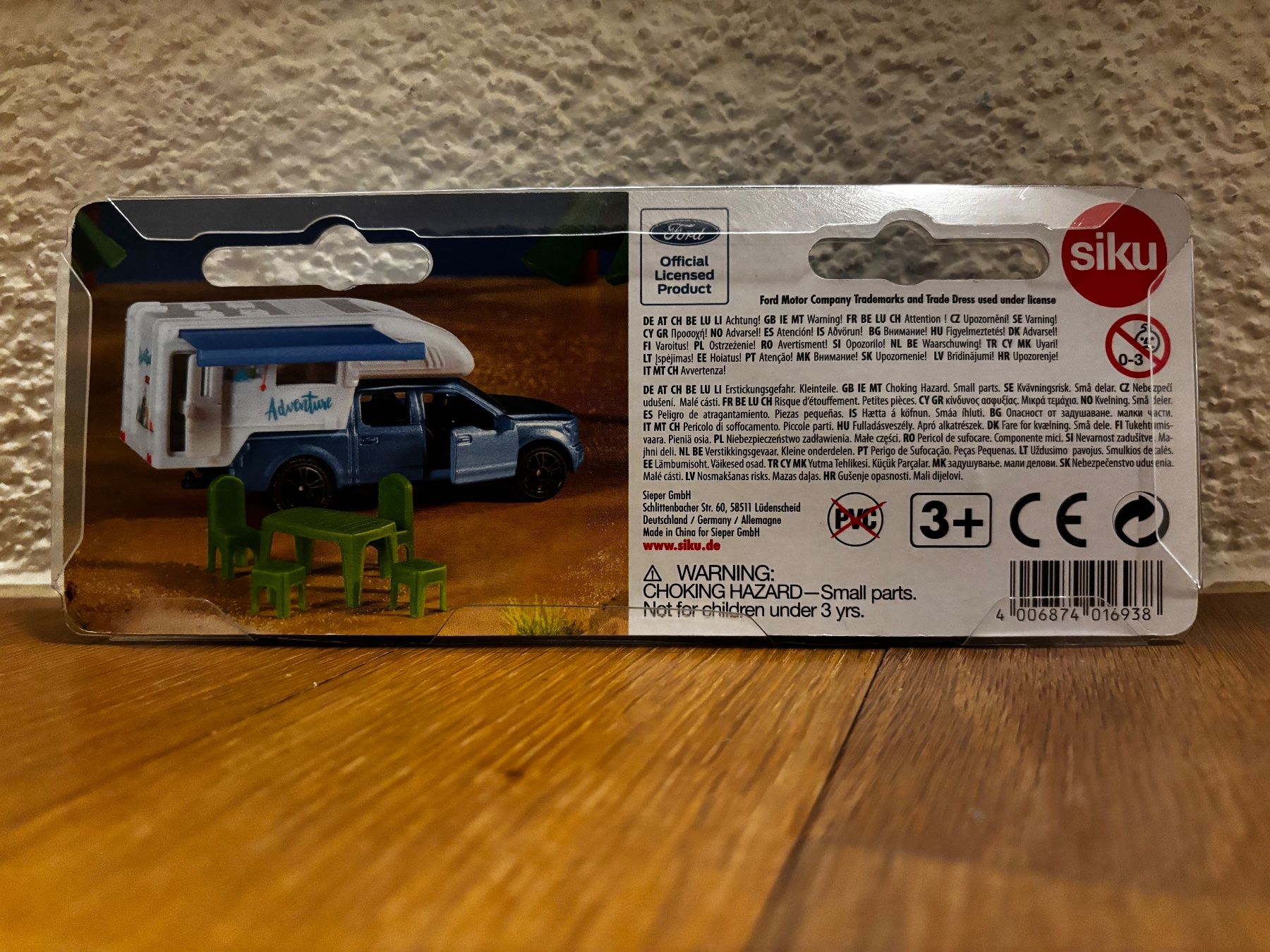 Siku Modellini d'auto: Siku Ford F150 Pick-Up mit Camper – Usato da Mönchaltorf venduto da Mawal 2