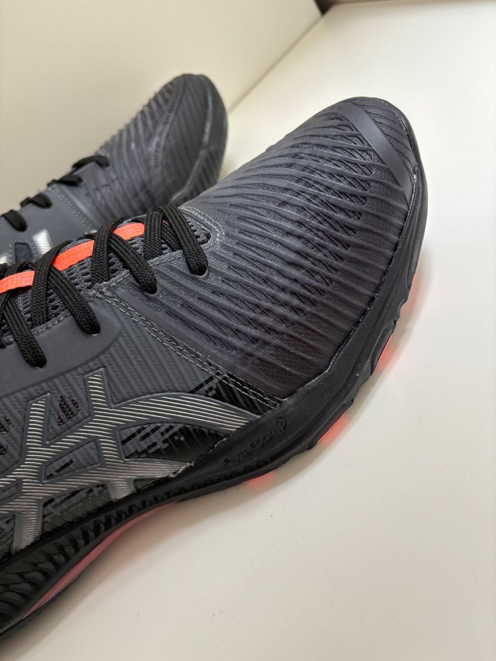 Asics Scarpe da uomo: ASICS NETBURNER BALLISTIC FF 2 L.E. Herren, Gr. 46 – Nuovo e nell'imballaggio originale da Luzern venduto da falena01 3