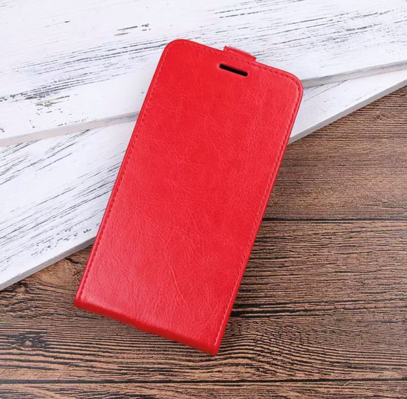 Cover & Protezioni schermo: LUXUS iPhone 13 Vertikal Leder Case – Nuovo e nell'imballaggio originale da Zürich venduto da Case-247