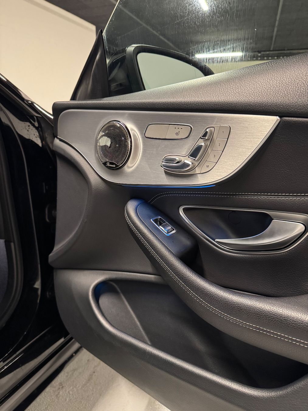 Mercedes-Benz Autos: Mercedes C200 AMG Line 4Matic – Gebraucht aus Flawil von BmwLoverM3 8