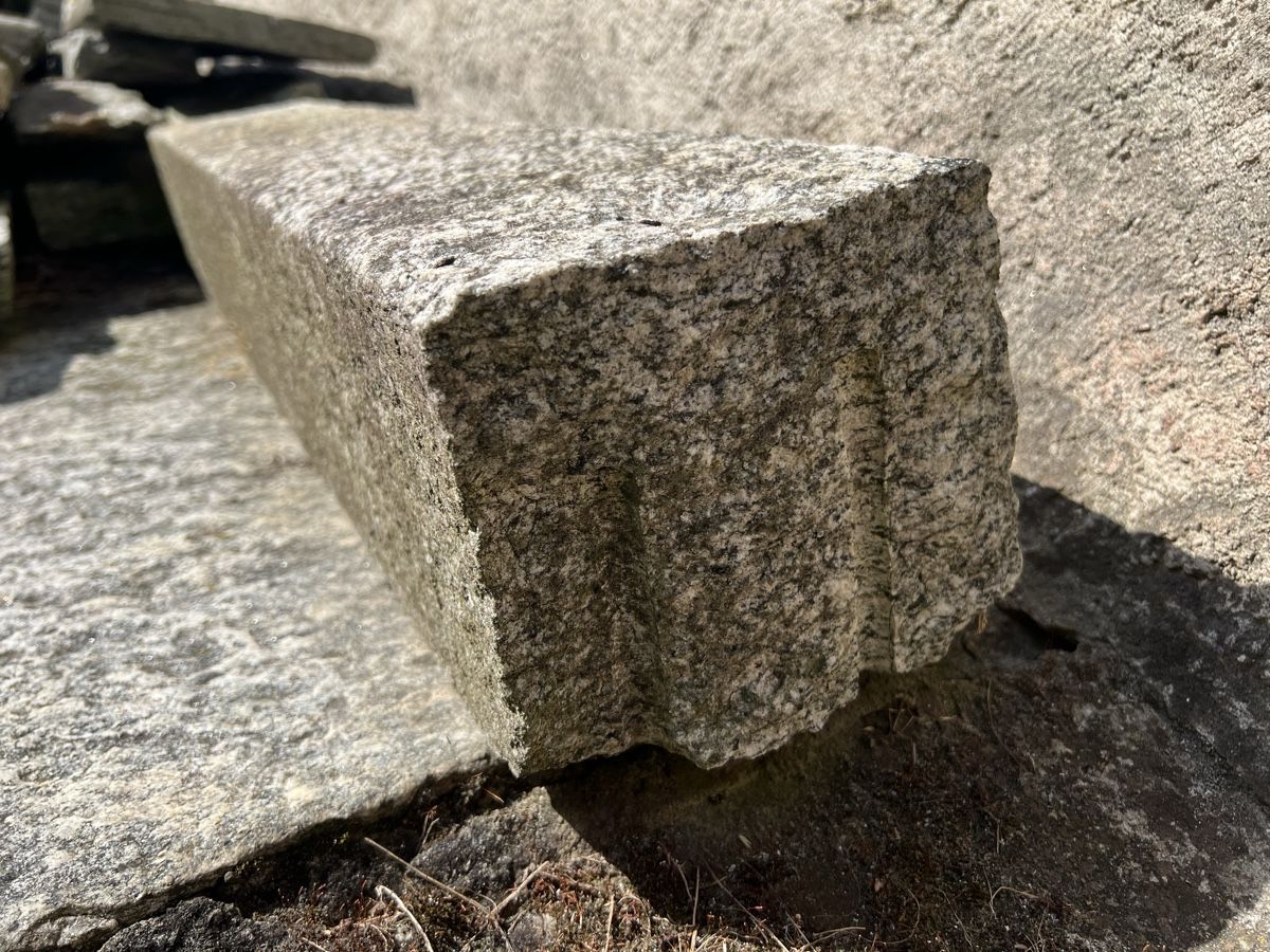 Treppen: Granit Treppenblock Stufe – Gebraucht aus Avegno von CaVal13