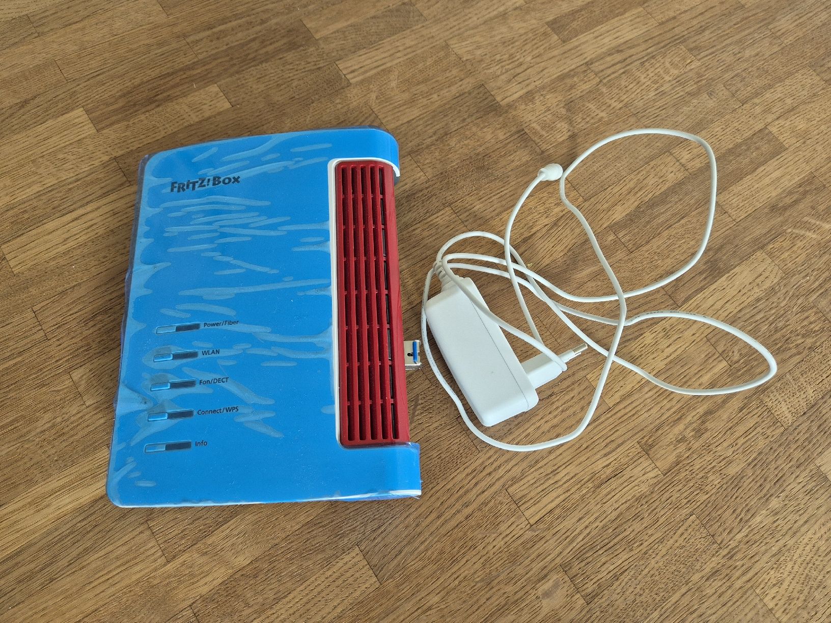 Fritz Modems & Router: FRITZ!Box 5530 Fiber – Gebraucht aus Meilen von chr_hf8x