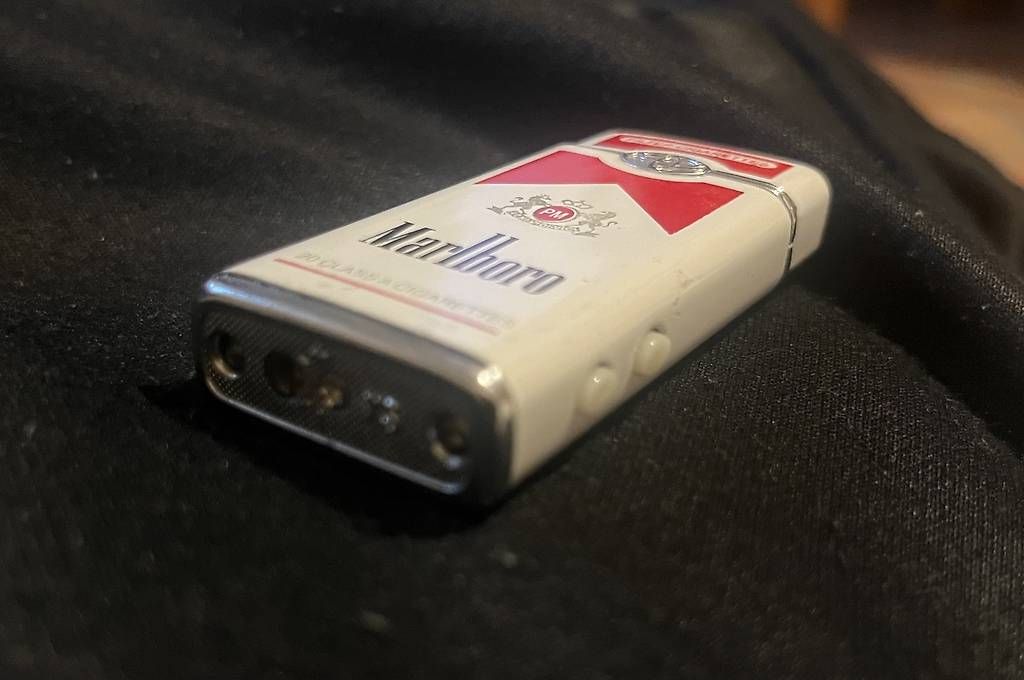 Accendini: Marlboro Vintage accendino laser – Usato da Vezia venduto da mostro32 1