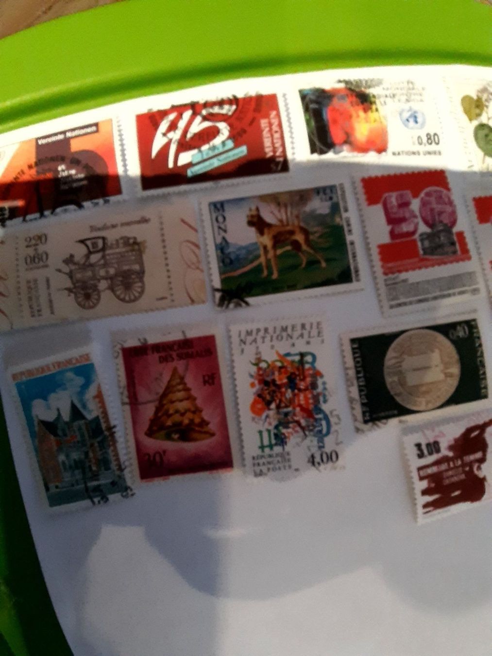 Tutti i francobolli: 18 timbres divers – Usato da Le locle venduto da juliensaran 1