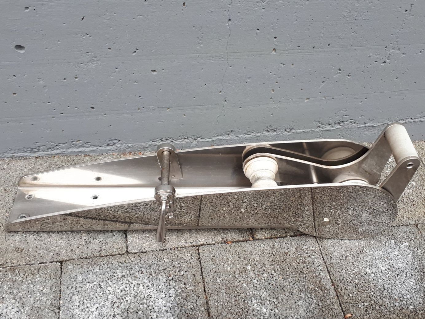 Boote: Ankerwinde Lofrans Tigres mit Bugrolle und Kette – Gebraucht aus Madiswil von 20gls 7