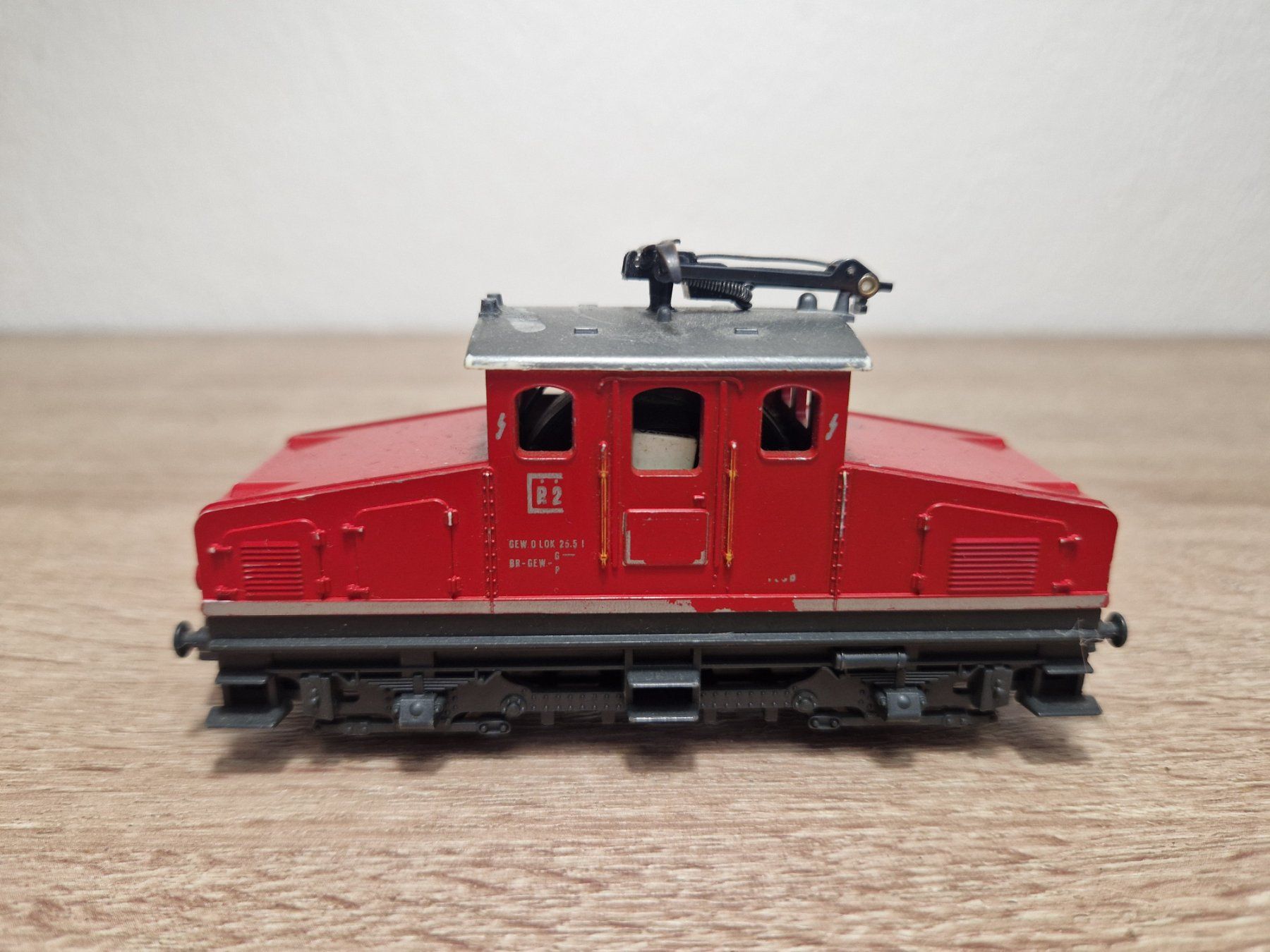Lima Modelleisenbahnen: Lima E-Lok R2 H0 – Gebraucht aus St-Aubin-Sauges von tantome