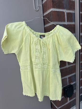 Frühlings-Bluse mit Spitze, kurzarm, leicht und luftig, S/M