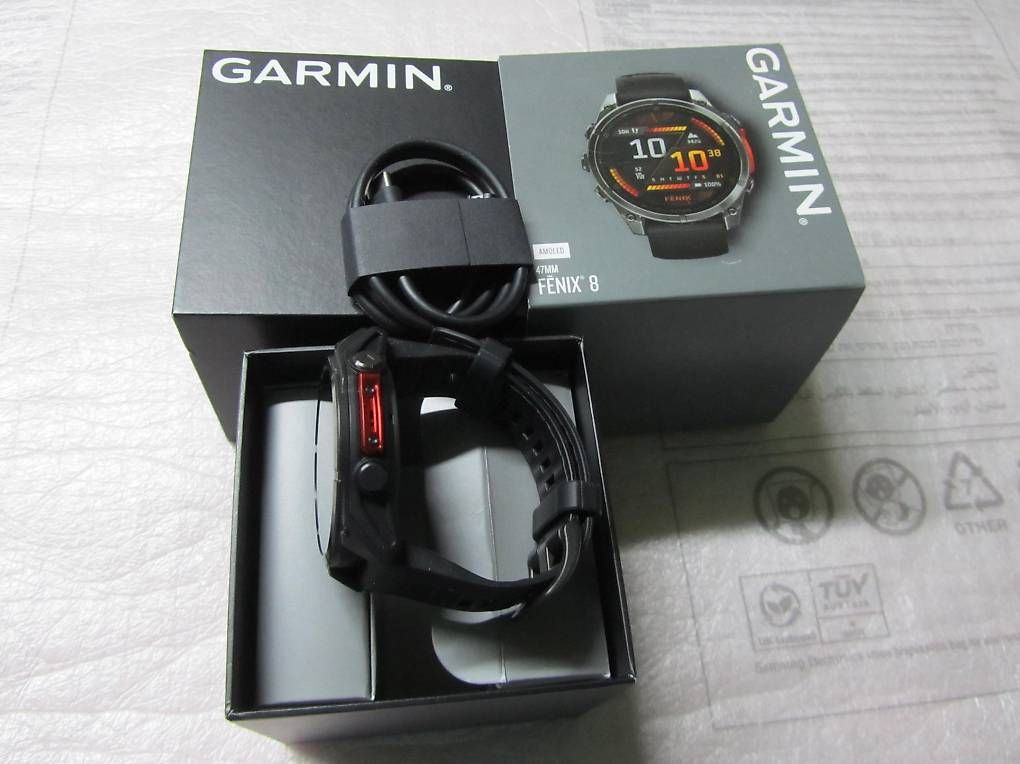 Smartwatch: GARMIN Fenix 8 – Neu und originalverpackt aus moosseedorf von RTN10 3