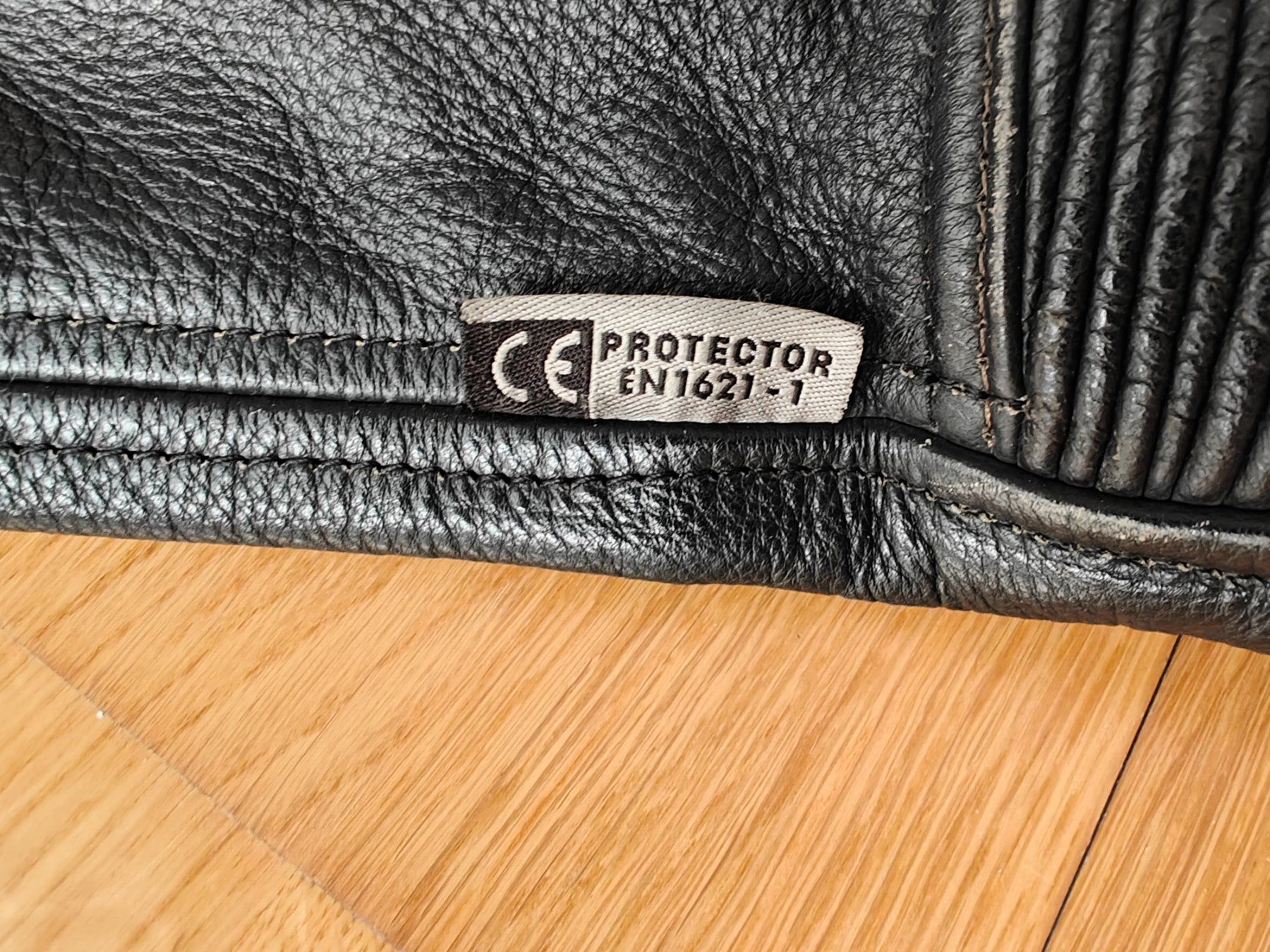 IXS Hosen: IXS Motorrad Lederhose Gr. 54 – Gebraucht aus Basel von Tiger16 4