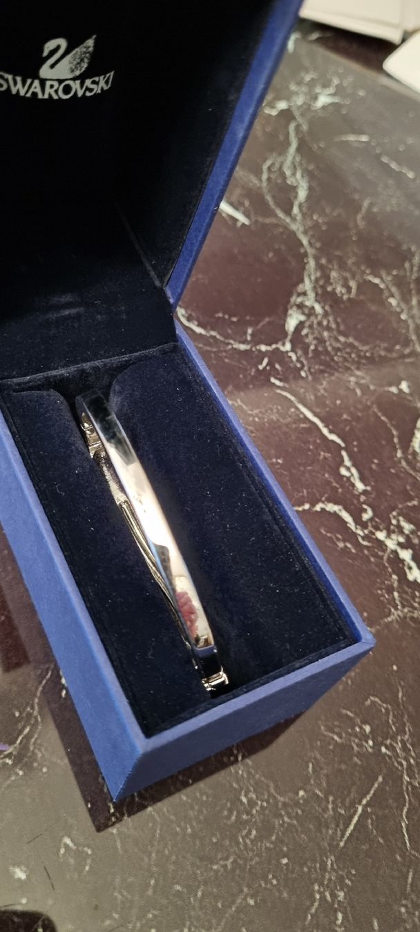 Swarovski Armbänder & -reifen: Swarovski Armreif – Neu und originalverpackt aus Schaffhausen von Karat0 2