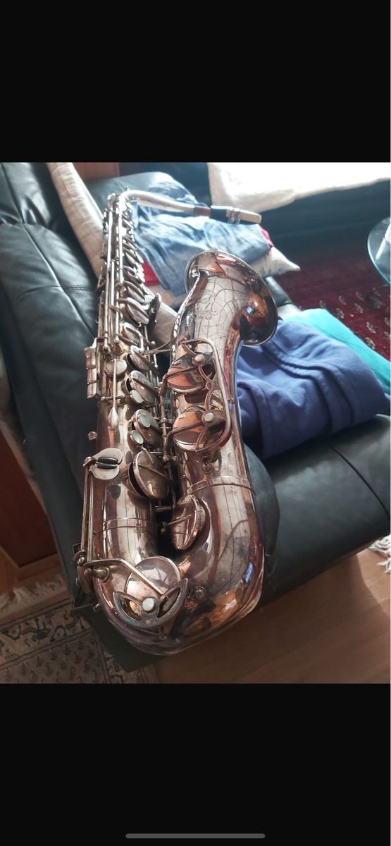 Strumenti musicali: Saxophon  – Usato da Anglikon venduto da Teyfik 1