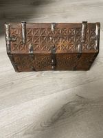 Coffre en bois ancienne