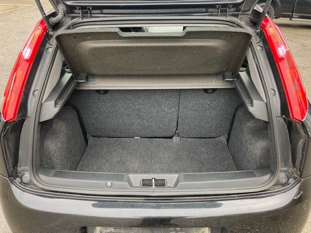 Fiat Automobili: FIAT Punto 1.2 8V – Usato da Frauenkappelen venduto da Autohaus-Bern 4