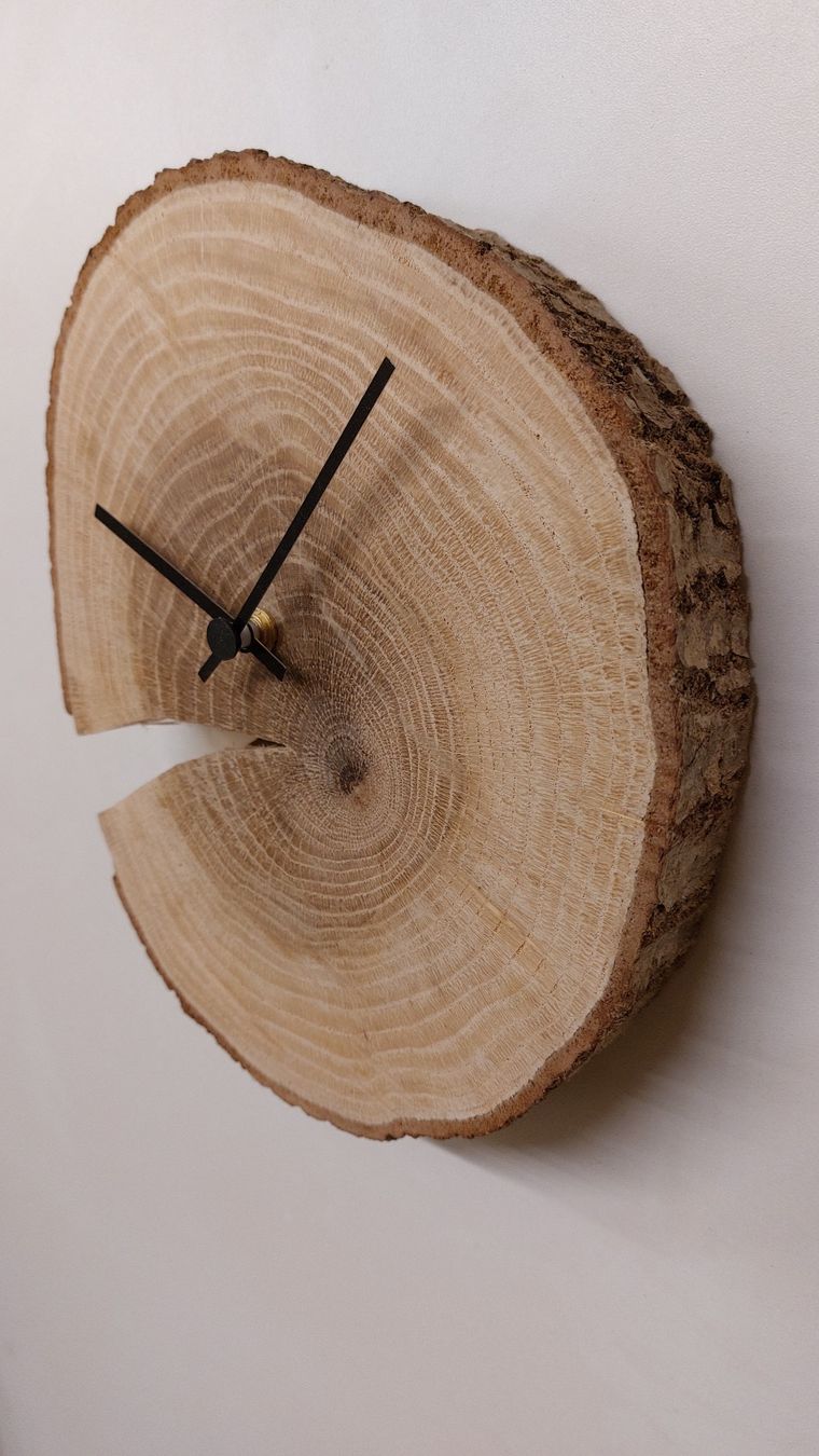 Orologi: Wanduhr aus einer schönen Eichen-Holzscheibe – Nuovo e nell'imballaggio originale da Egnach venduto da Oldwoodstyle 4