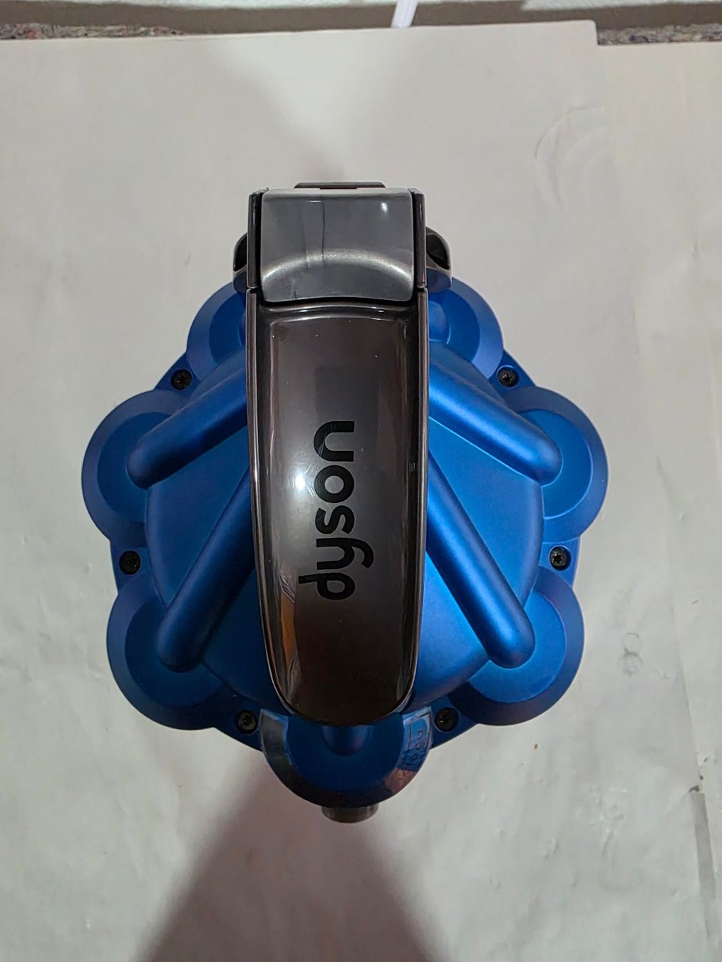 Dyson Aspirapolveri & Accessori: Dyson DC29 Zyklon Staubsauger Ball Ersatzteil – Usato da Stein SG venduto da nxr_vzv9 3