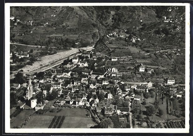 Cartoline postali: AK Cuganasco, Ortsansicht aus der Luft – Usato da Berlin venduto da bartko-reher