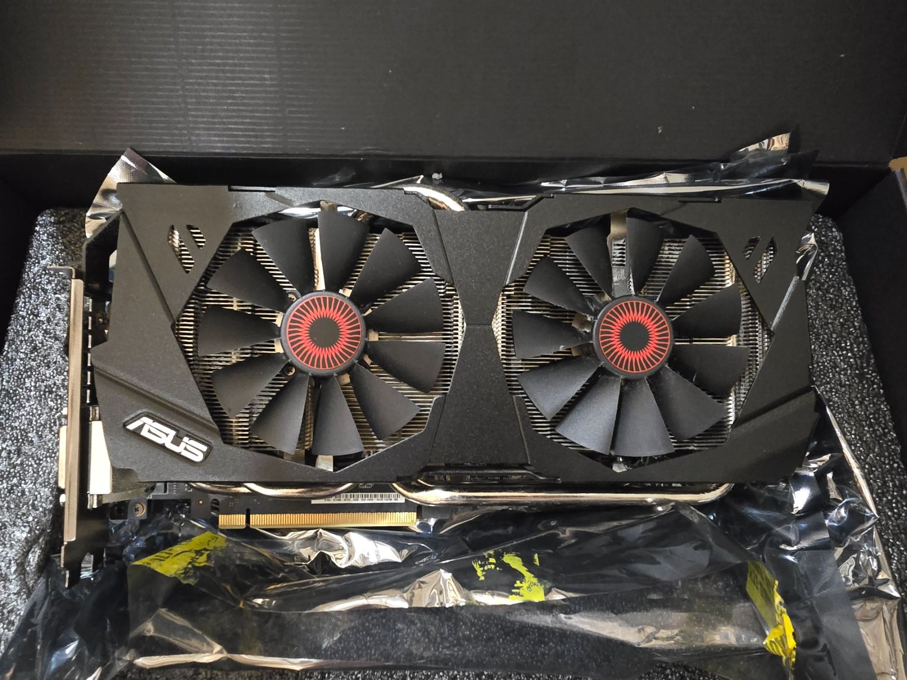 Asus Schede grafiche: Asus Nvidia GEFORCE GTX 980 – Usato da Biberist venduto da mab0