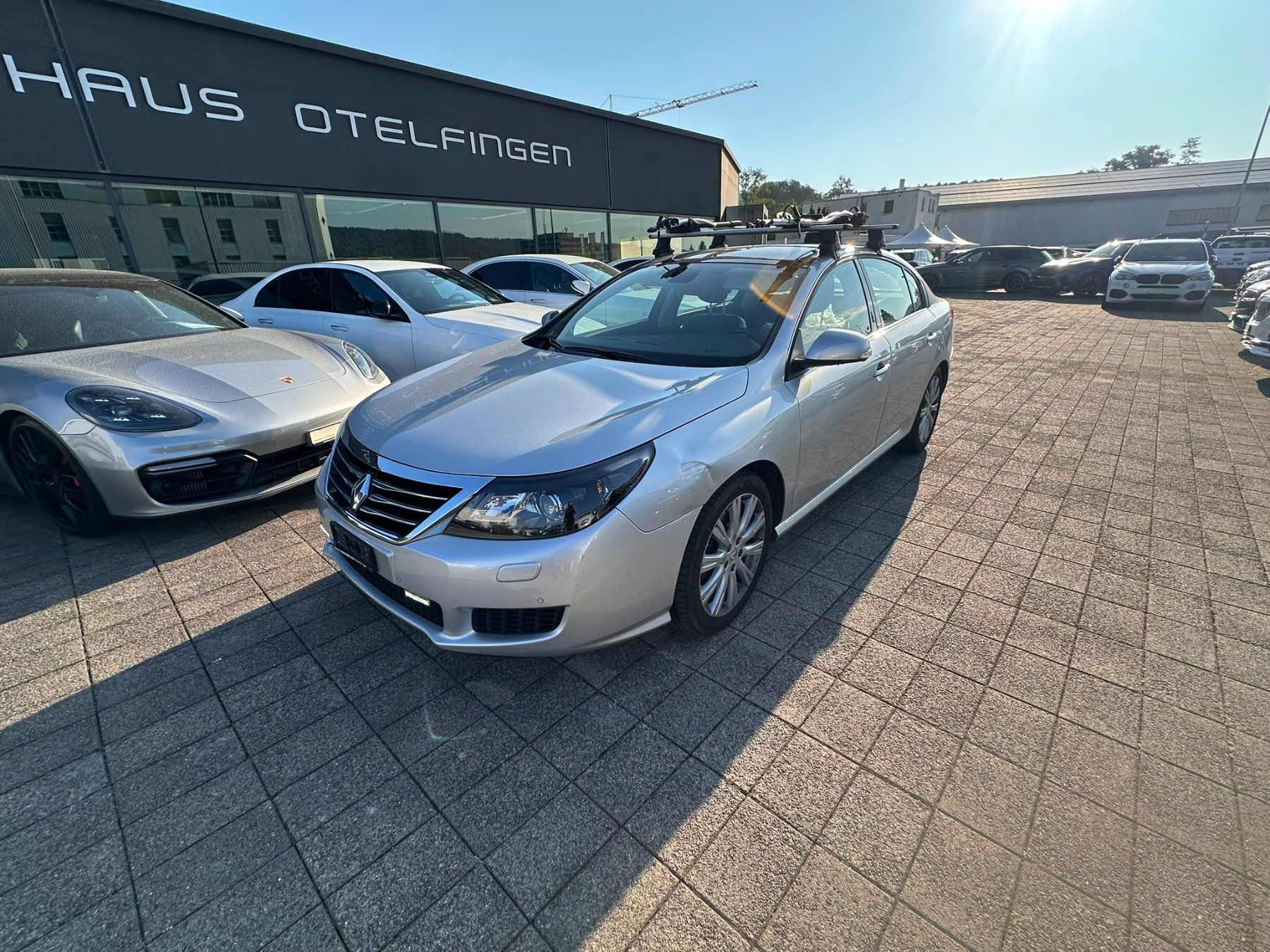 Renault Autos: Renault Latitude – D'occasion à Otelfingen par hof74 2