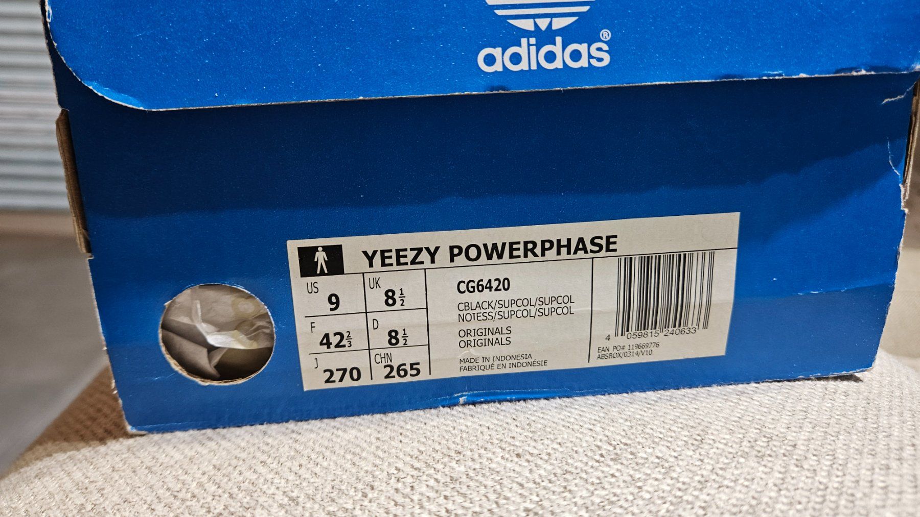 Adidas Scarpe da uomo: Adidas Yeezy Powerphase 42 2/3 – Usato da Orbe venduto da Greekgods 3