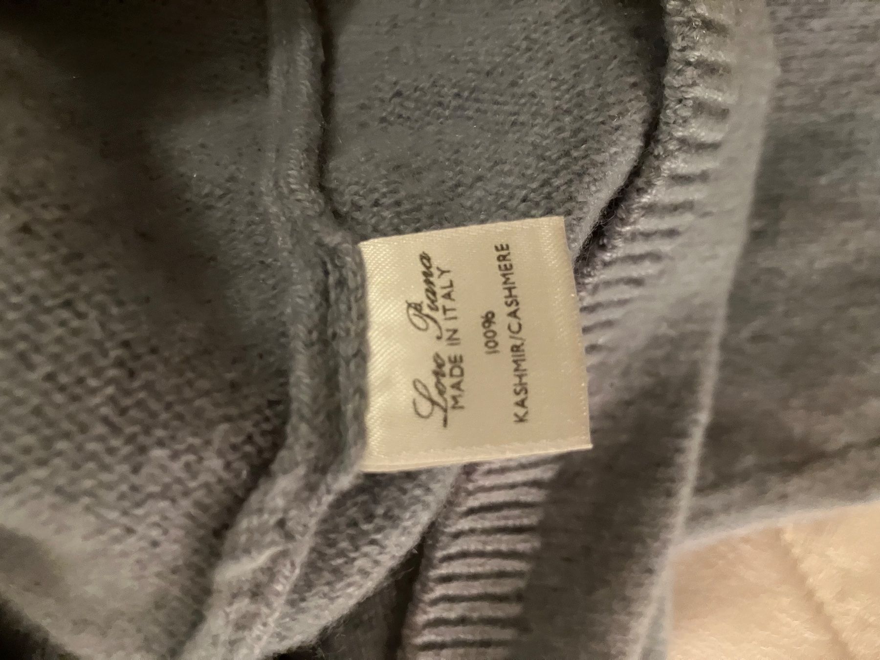 Loro Piana Maglioni & Felpe: 100% Kaschmir Pullover von Loro Piana – Usato da Basel venduto da ele_j688 3