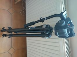 Trépied Manfrotto 055DB professionnel bon état