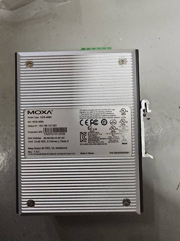 Hubs & Switches: Moxa Ethernet-Switch – Gebraucht aus Basel von lucaC 1