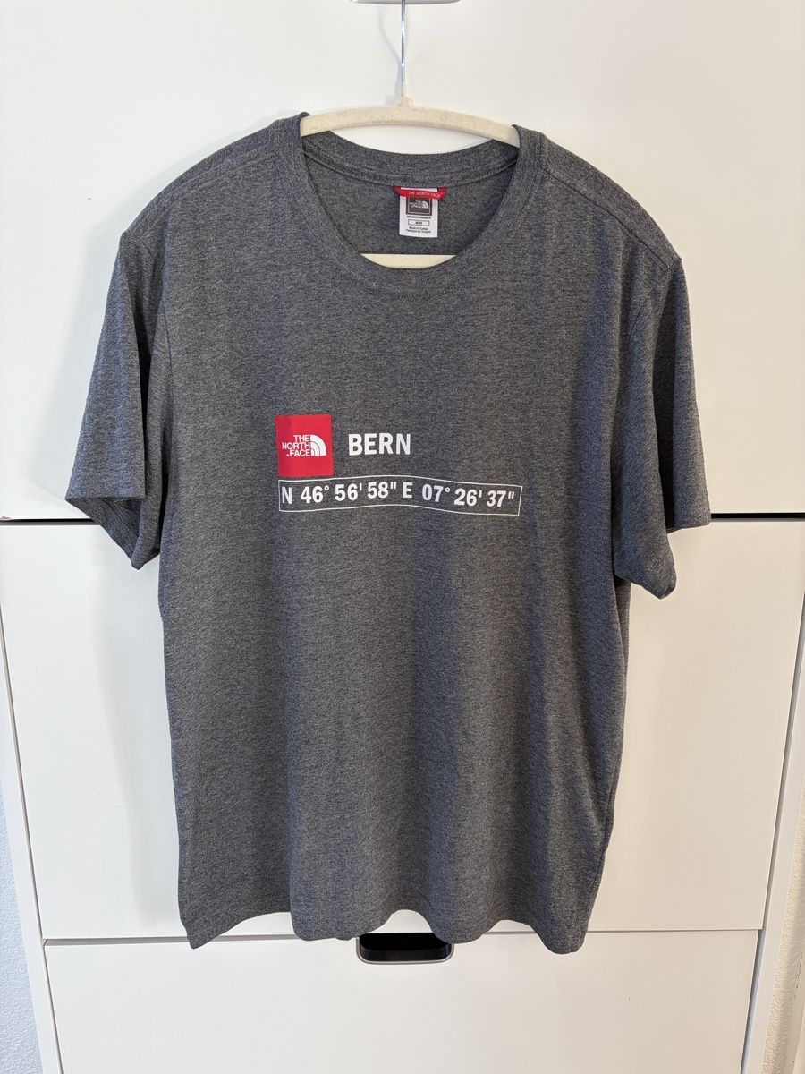 North Face T-Shirts: North Face T-Shirt Gr M – Gebraucht aus Bern von nik_2kbk