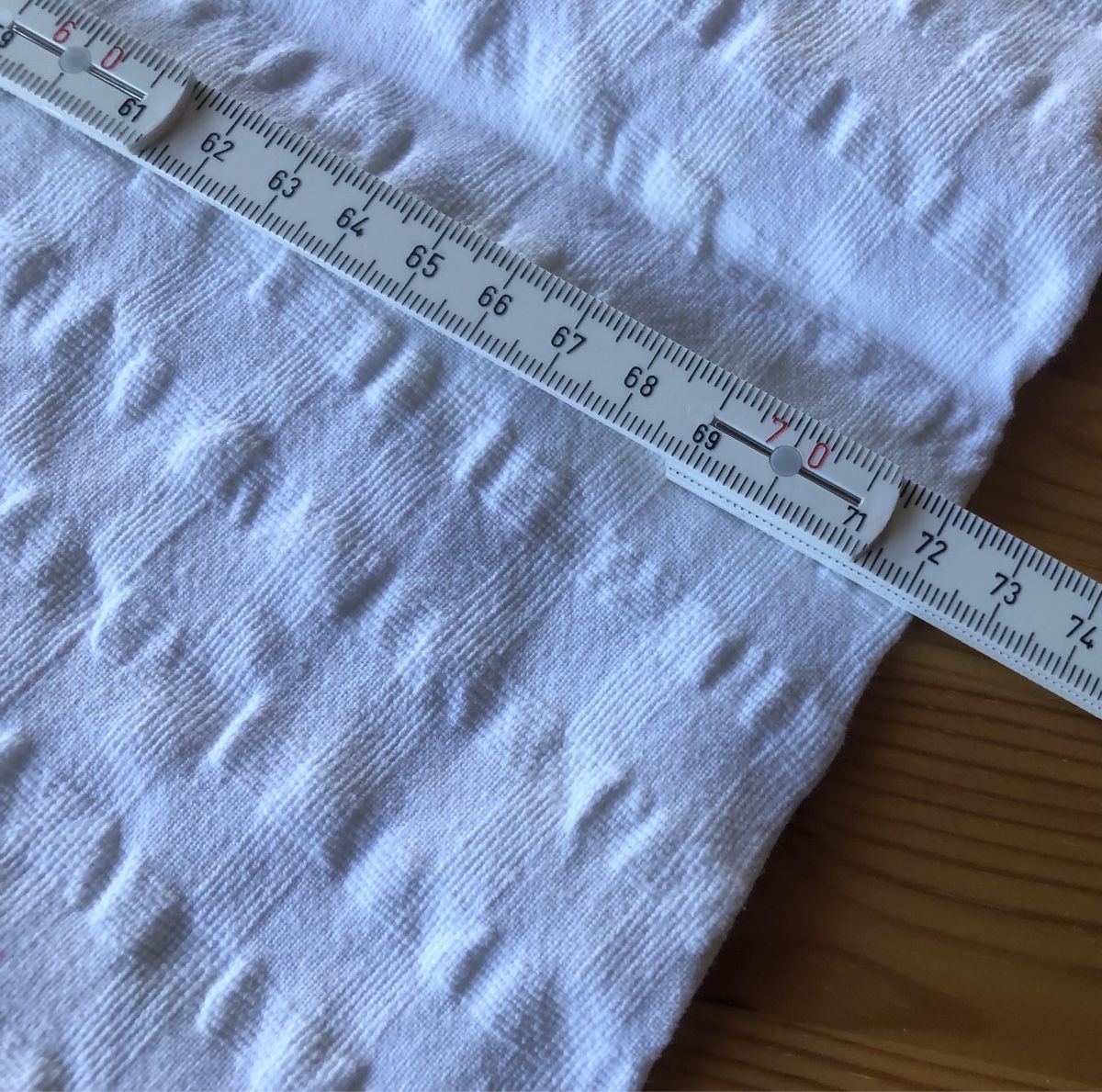 Altra biancheria da tavola: TISCHTUCH weiss, rund, DM ca.145cm – Usato da Mühlebach (Goms) venduto da chr_q6d8 1
