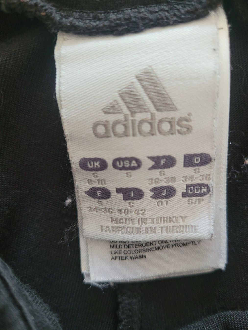 Adidas Pantaloni: Adidas 3/4 Damenhose Schwarz Gr.S – Usato da Sachseln venduto da Randow 2