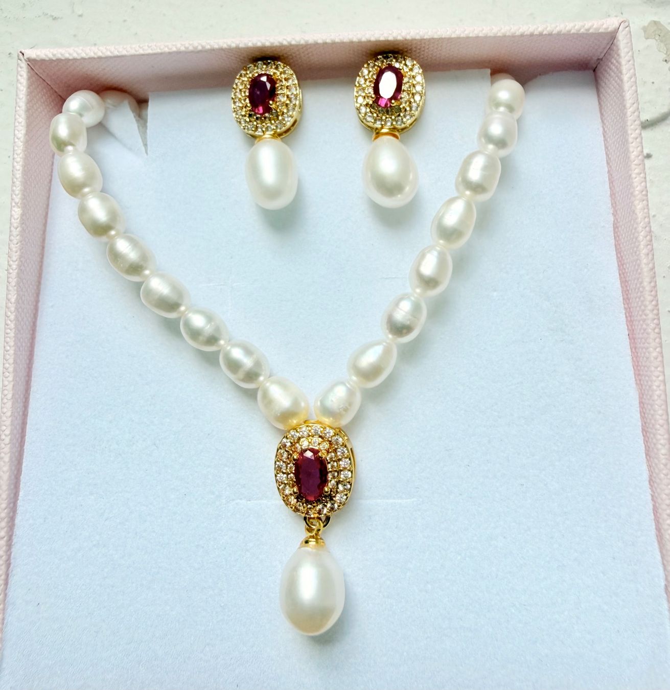 Sonstiger Schmuck: Parure Ruby Perle – Neu und originalverpackt aus St-Maurice von Sandrinette123