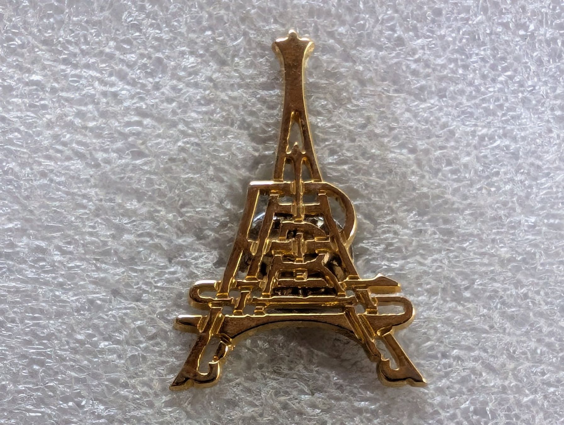 Plaketten & Abzeichen: Ansteckpin 199: Eiffel Turm – Gebraucht aus Oppligen von Pin-Fall-Shop