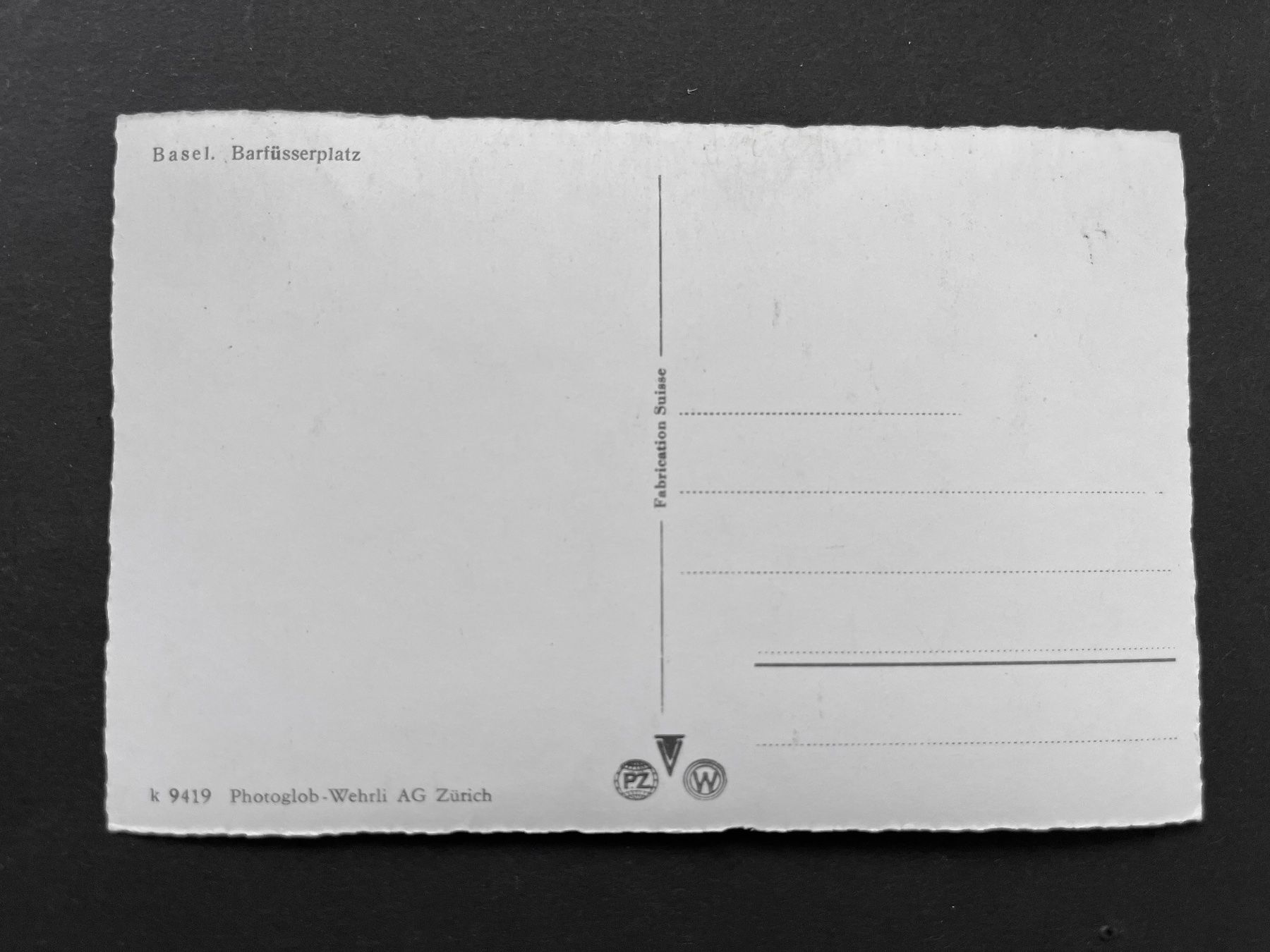 Cartoline postali: Basel. Barfüsserplatz, Tram , Oldtimer Autos ca. 1950 – Usato da Ostermundigen venduto da DaxKarten-75 1