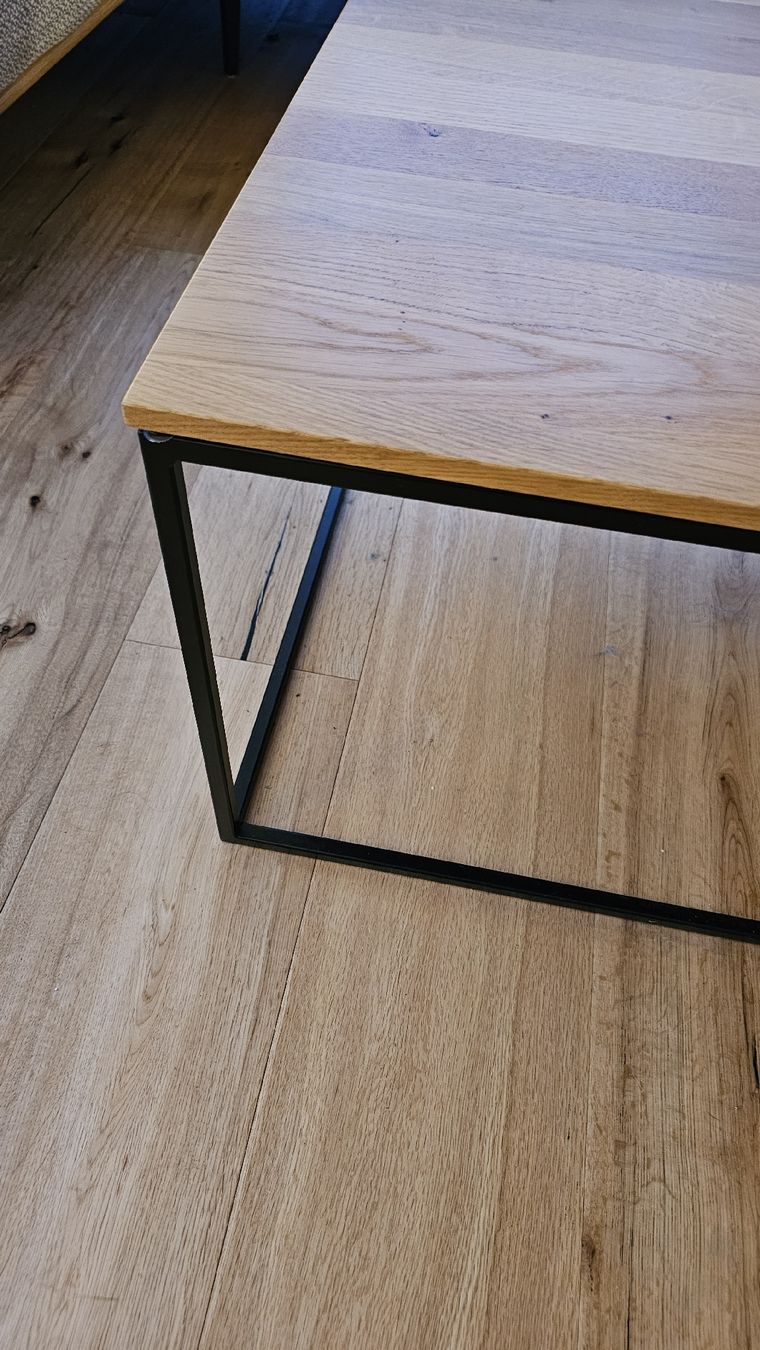 Johann Jakob Tables: Couchtisch Eiche massiv – D'occasion à Liestal par nick1311 5