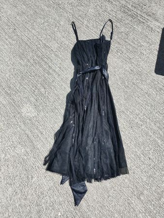 Schwarzes Esprit Kleid mit Pailletten – Gr. 38