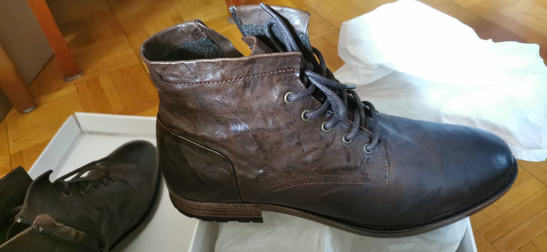 Scarpe da uomo: Chaussures brunes 44 – Nuovo e nell'imballaggio originale da Genève venduto da vins50 3