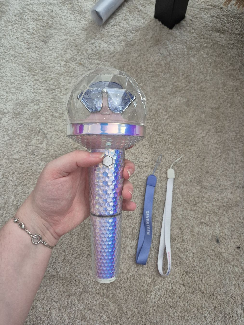 Lampen: Lightstick SEVENTEEN KPOP – Gebraucht aus Bern von nin_9zt2 1