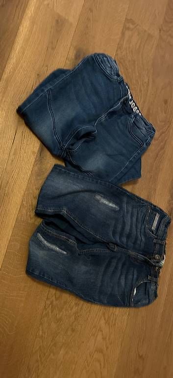 Pantaloni: 2 Jeans für Jungen – Usato da Chur venduto da angelika_s