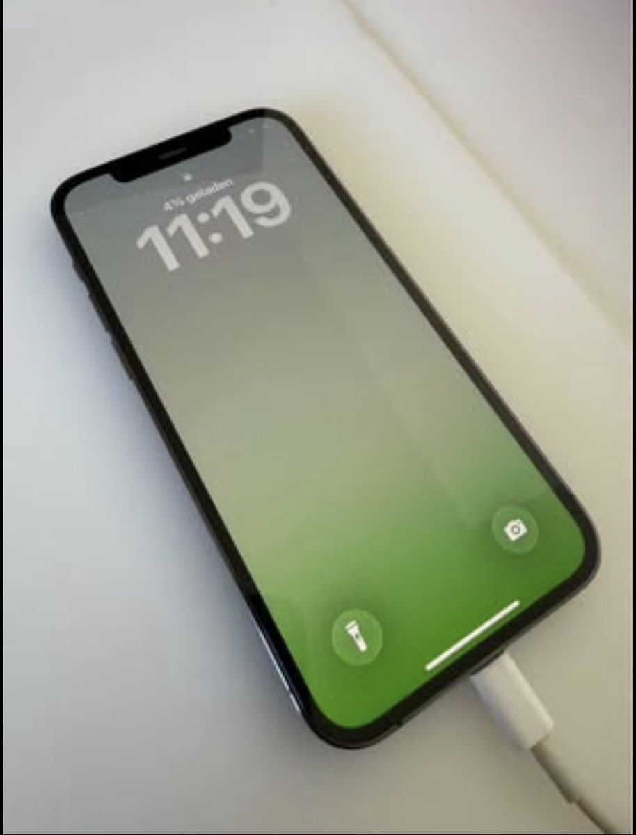Apple Handys / Smartphones: iPhone 12 Pro – Gebraucht aus St. Gallen von Dina_P
