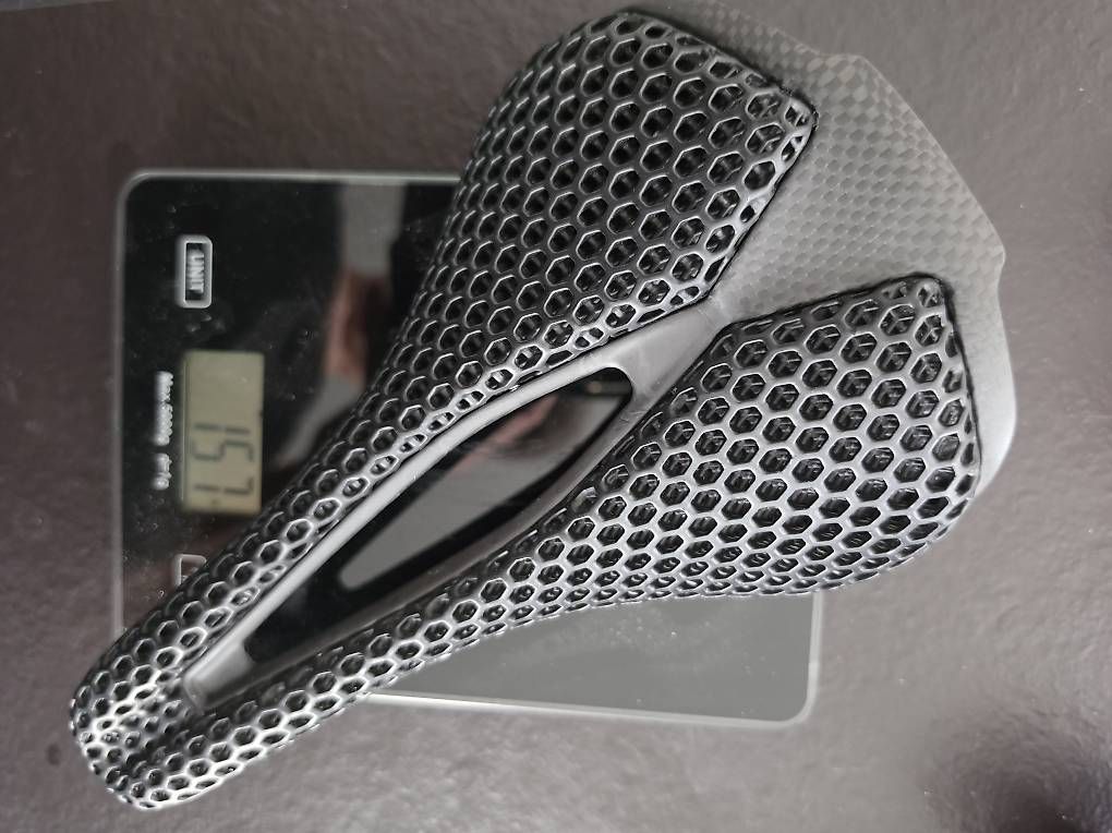 Pièces détachées: Rennrad Sattel 3D carbon – D'occasion à Widnau par fivi01