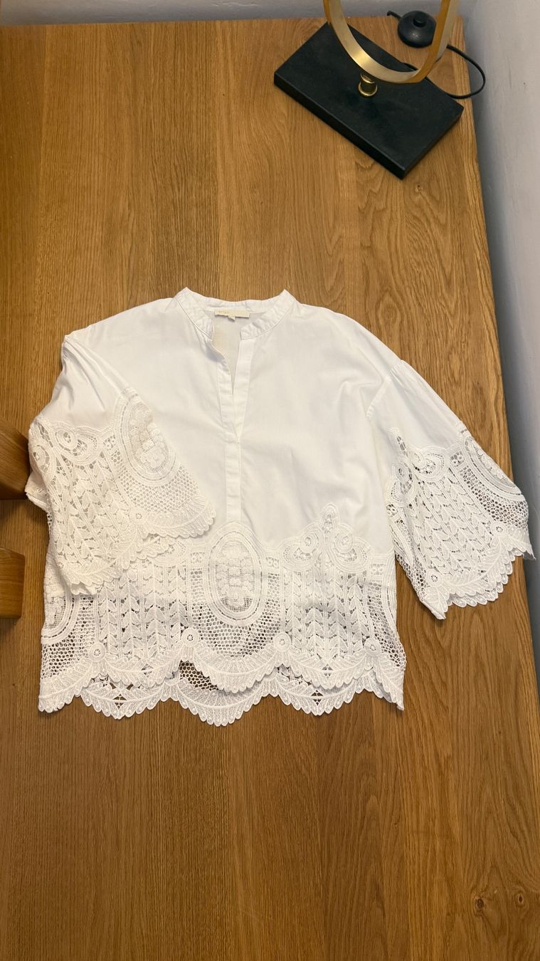 Maje Blusen: MAJE Hemd klassisch elegante Bluse weiss Baumwolle Spitze – Gebraucht aus Faulensee von Liebes_Kind_2019