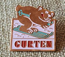 J904 - Pin Gurten Bier Bär Skifahren