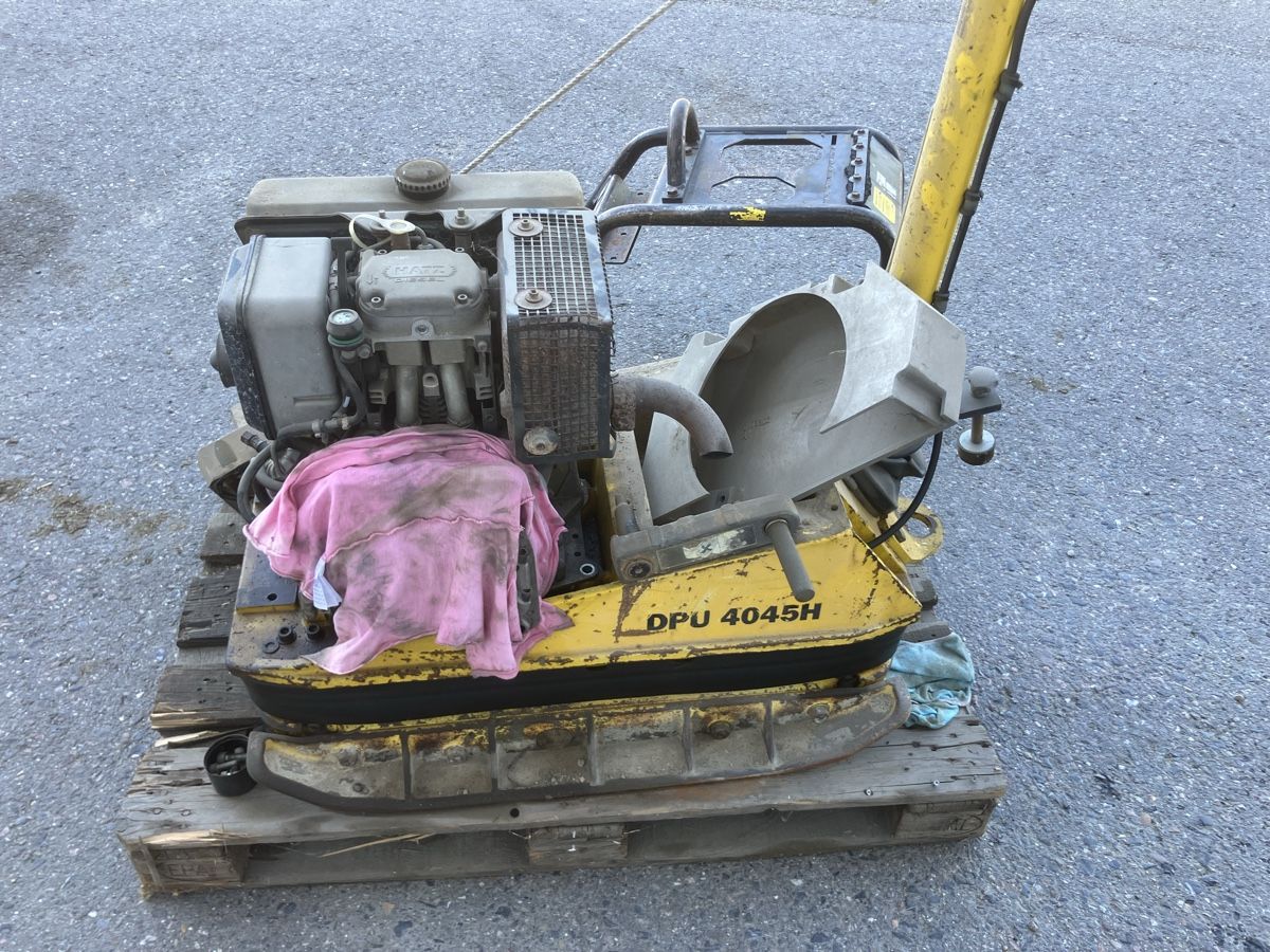 Tutte le macchine: Vibroplatte Wacker 390Kg ->defekt – Difettoso da Menznau venduto da Nav6 1