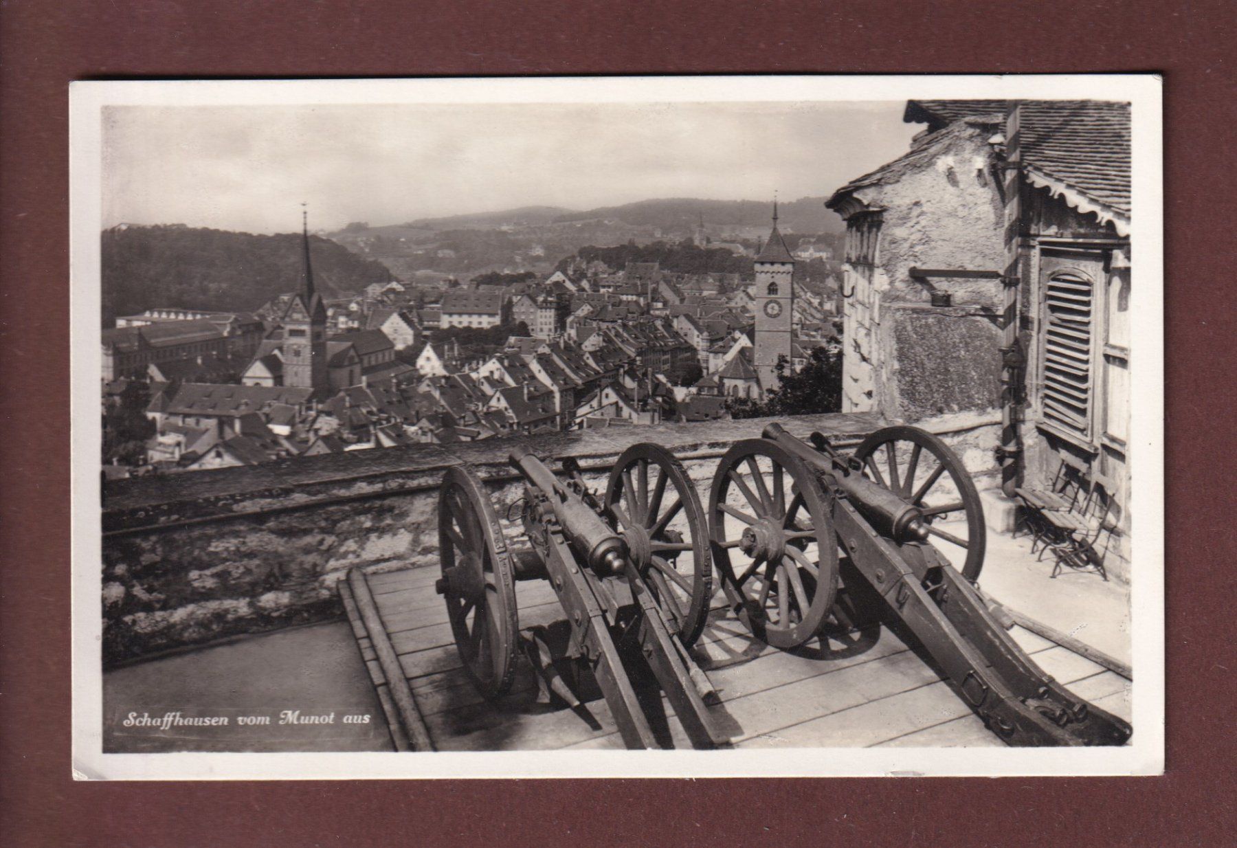 Cartoline postali: SCHAFFHAUSEN von Munot aus - 1934 – Usato da Pully venduto da nicecards