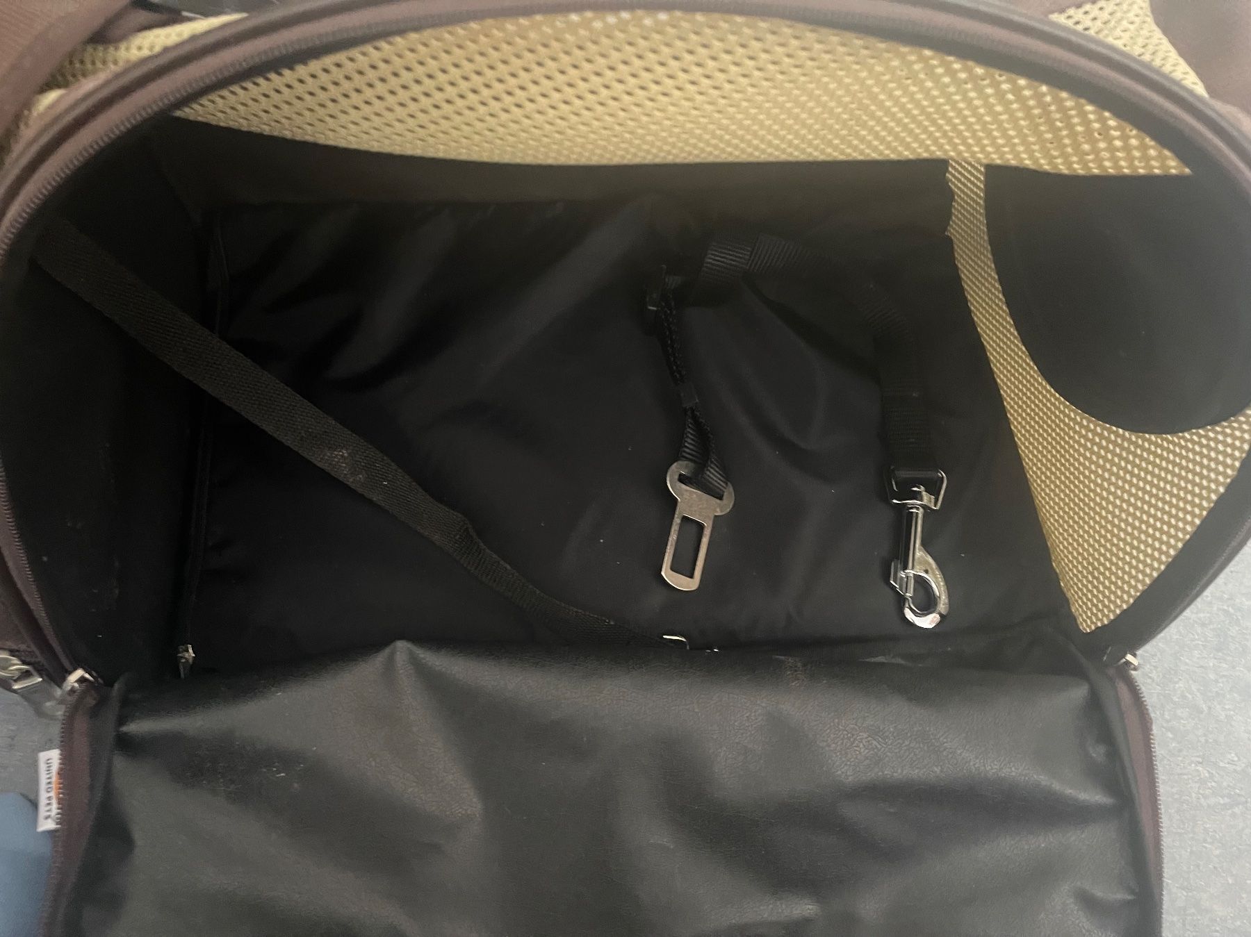 Taschen: Hundetasche braun – Neu (gemäss Beschreibung) aus Wil SG von WauWauBoutique 1