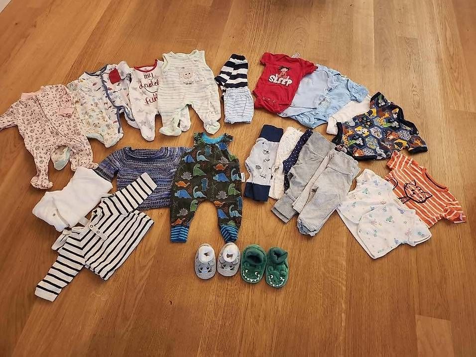 Lots de vêtements: Kleiderpaket in Grösse 56 – D'occasion à Winterthur par kyubi 1