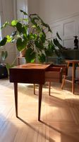 Nachttisch Holz Mid-Century Design mit zwei Schubladen