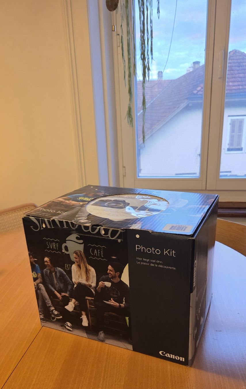 Canon Fotocamera: Canon EOS 700D Camera Kit mit Objektiven und Tasche – Nuovo (secondo la descrizione) da Nidau venduto da Grumpyrainbow 4