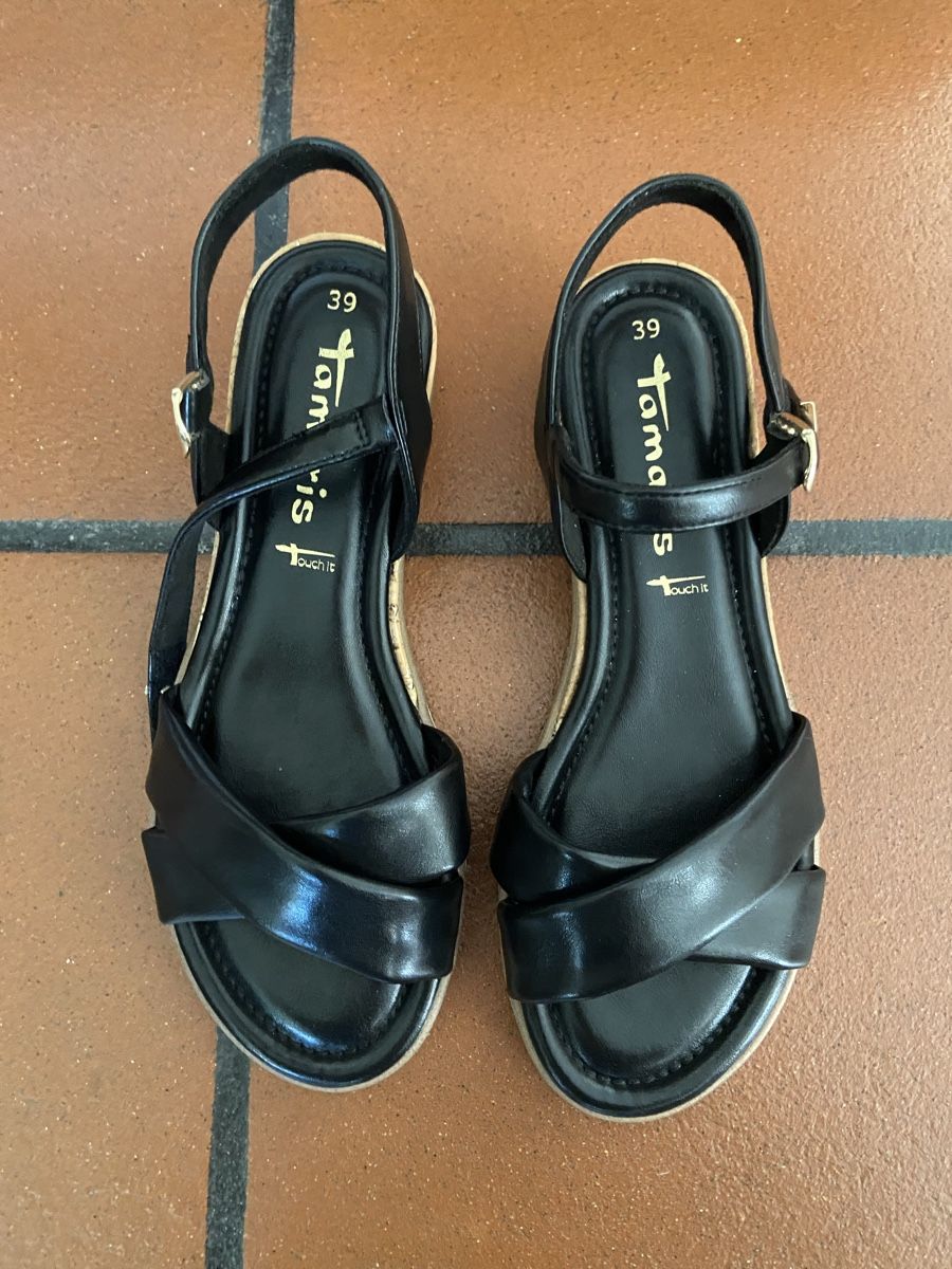 Tamaris Damenschuhe: Tamaris Sandalen 39 – Gebraucht aus Arbedo von gregmccooper 1