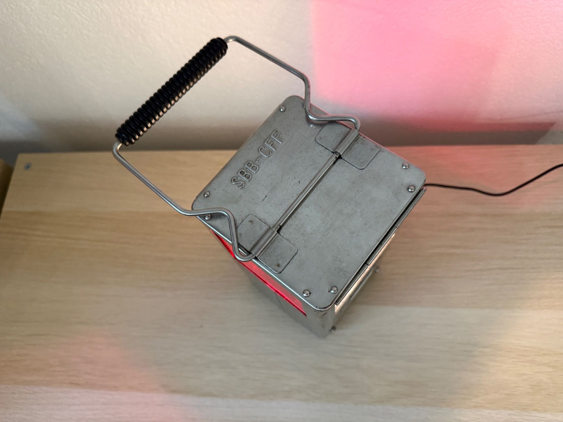 SBB/CFF/FFS Lampade: SBB Schaffnerlaterne als Nachttischlampe – Usato da Solothurn venduto da neviobernhard 5